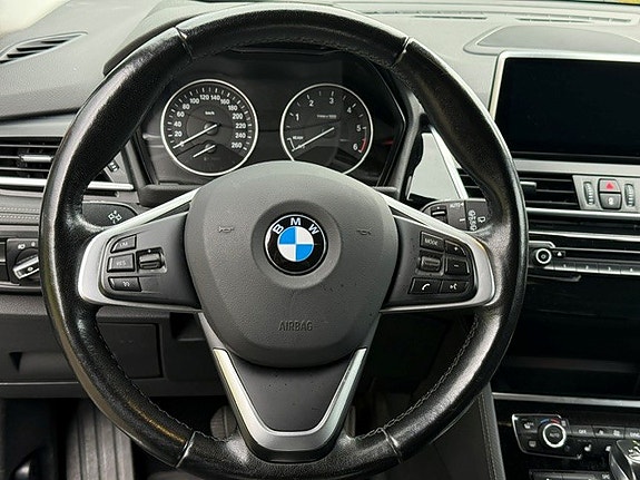 BMW 220d 13 of 15
