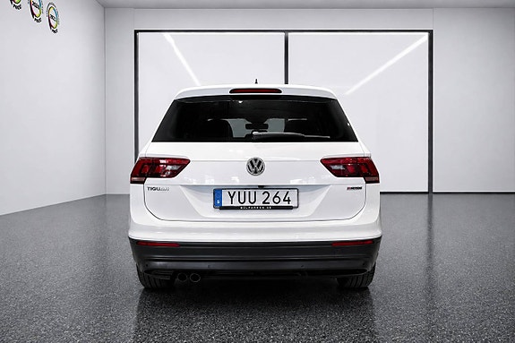 Volkswagen Tiguan 6 of 20
