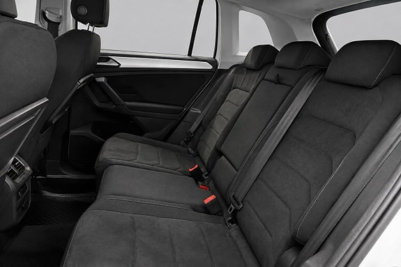 Volkswagen Tiguan 12 of 20