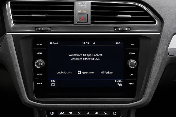 Volkswagen Tiguan 17 of 20