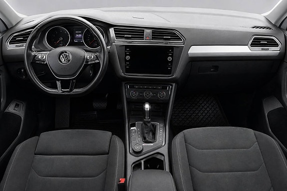 Volkswagen Tiguan 15 of 20