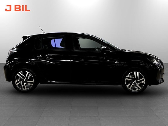 Peugeot 208 12 of 14