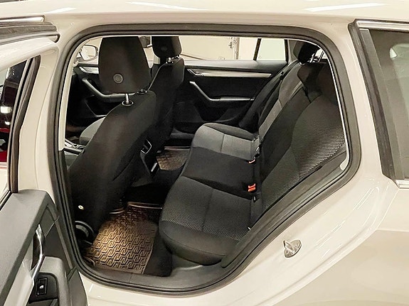 Skoda Octavia 5 of 7