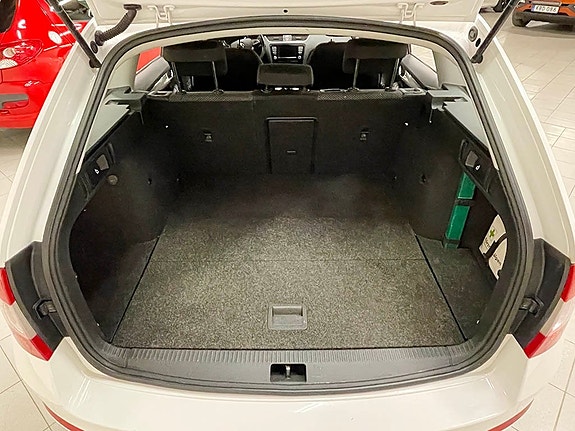 Skoda Octavia 7 of 7