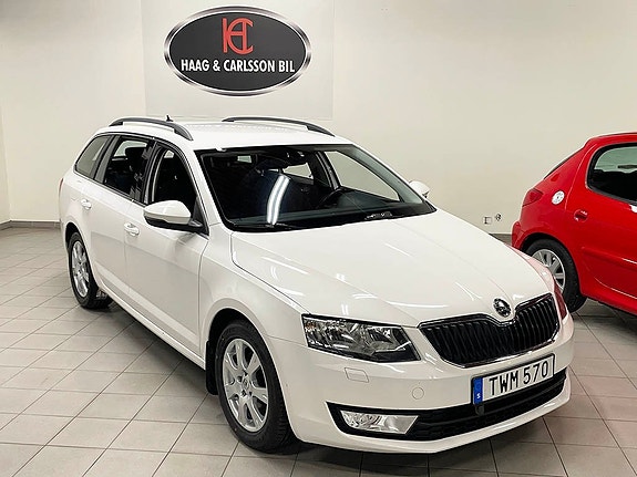Skoda Octavia 2 of 7