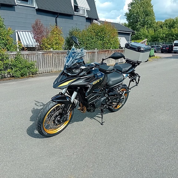 QJ Motor SRT900SX Inkl. väskpaket 6 of 8