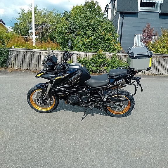 QJ Motor SRT900SX Inkl. väskpaket 5 of 8