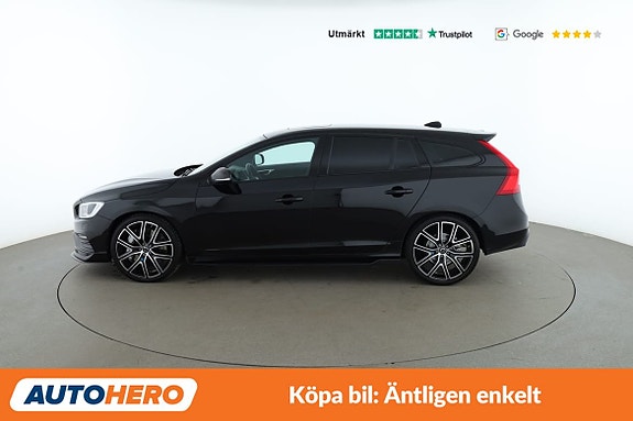 Volvo V60 2 of 30