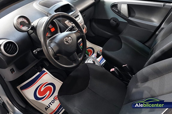Toyota Aygo 6 of 11