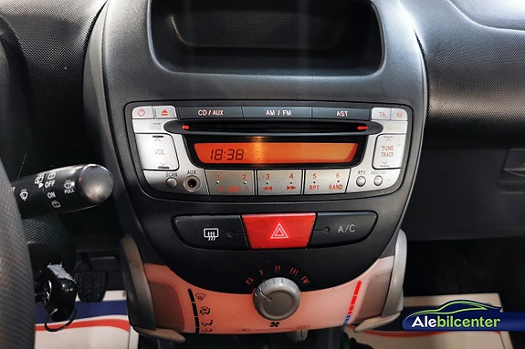 Toyota Aygo 9 of 11