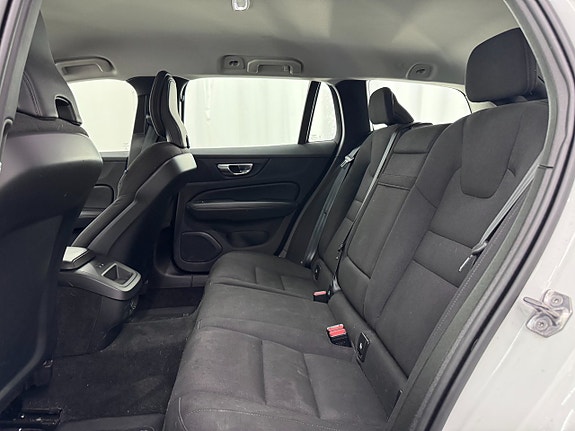 Volvo V60 10 of 21