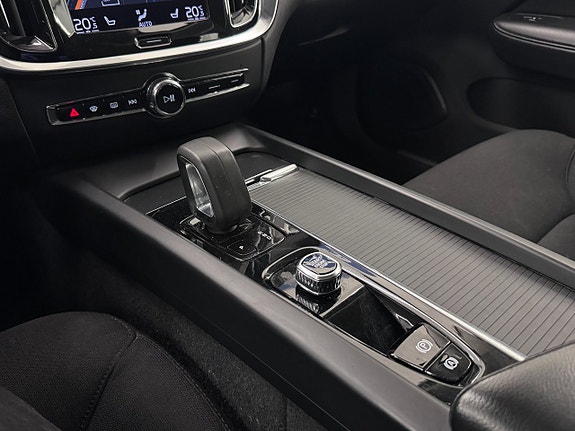 Volvo V60 12 of 21