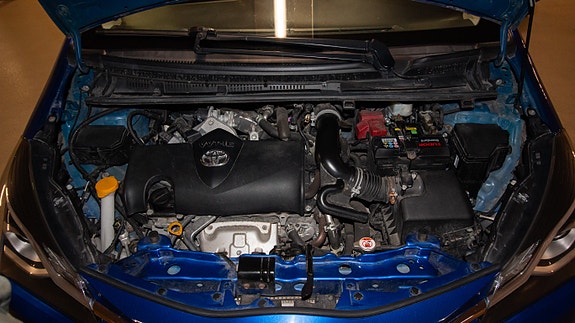 Toyota Yaris 7 of 14