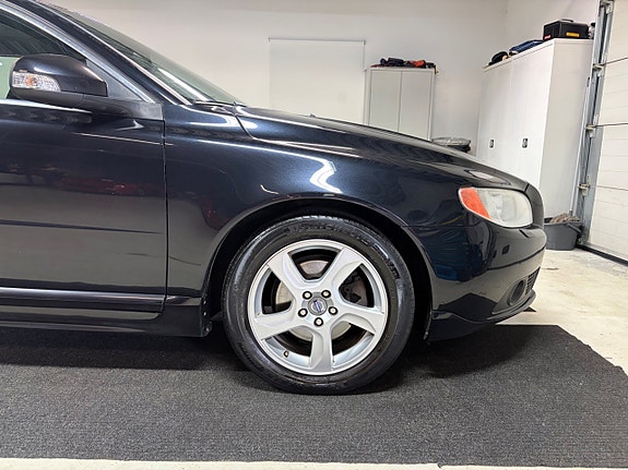 Volvo V70 6 of 9