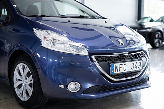 Peugeot 208 7 of 30