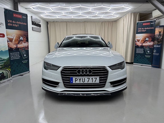 Audi A7 2 of 30