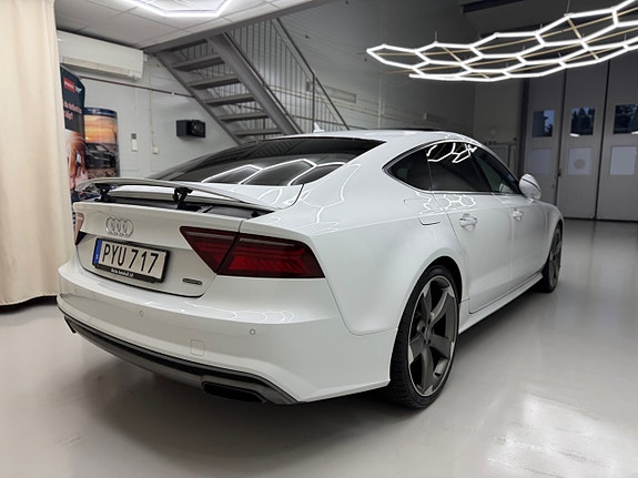Audi A7 4 of 30