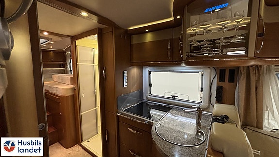 Hymer B 779 XL/INKOMMANDE 9 of 17