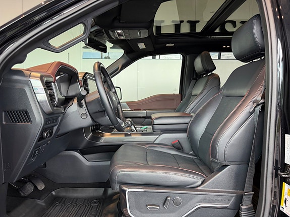 Ford F-150 10 of 16