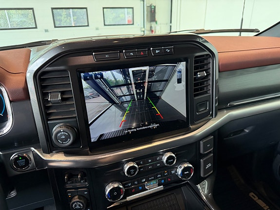 Ford F-150 15 of 16
