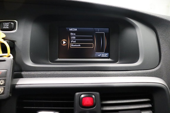 Volvo V40 19 of 24