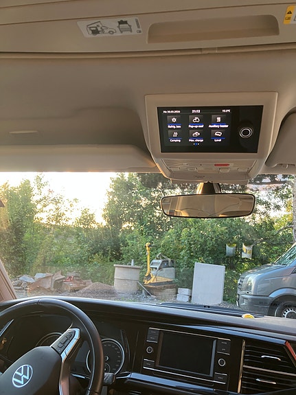 Volkswagen California 5 of 5