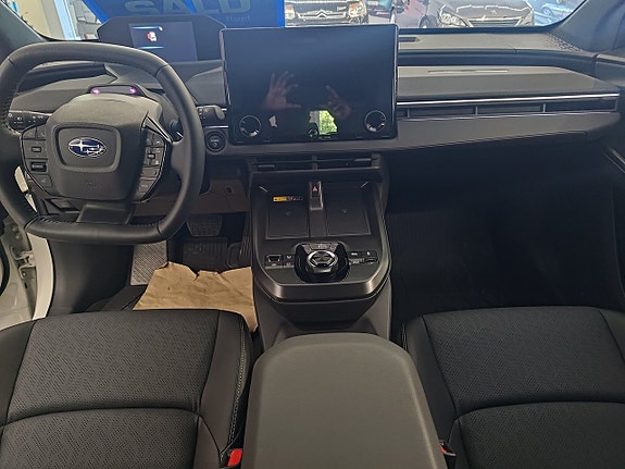 Subaru E-Outback 6 of 9