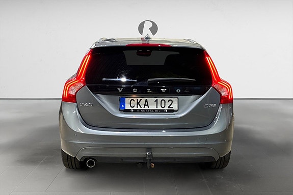 Volvo V60 6 of 17