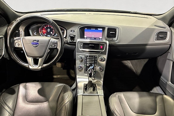 Volvo V60 11 of 17