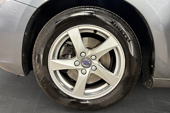 Volvo V60 16 of 17