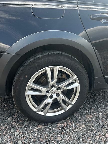 Volvo V90 Cross Country 5 of 7