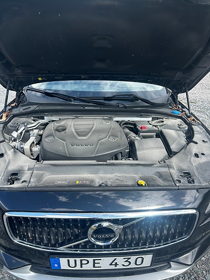 Volvo V90 Cross Country 4 of 7