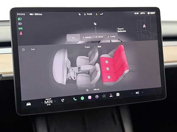 Tesla Model Y 26 of 30