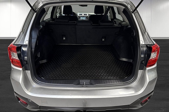 Subaru Outback 16 of 16