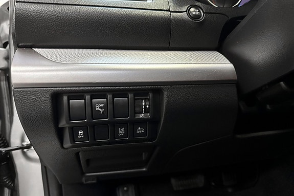 Subaru Outback 10 of 16