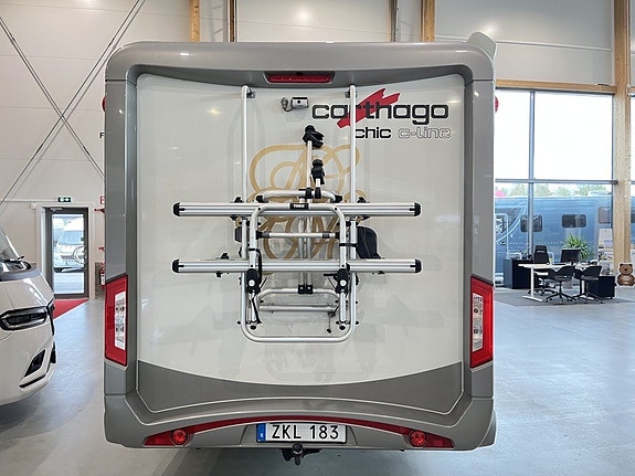 Carthago Chic C-Line XL 5,8Q / Hydraul-ben / Automat / Solcell / Drag / ALDE / 3 of 22