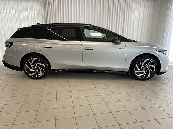 Volkswagen ID.7 2 of 18