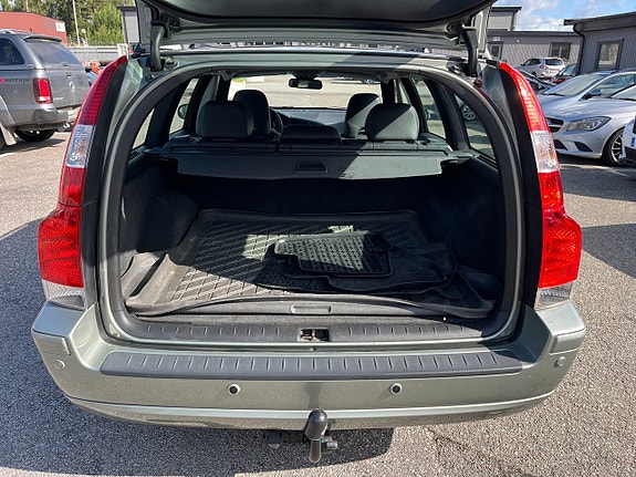 Volvo V70 5 of 12