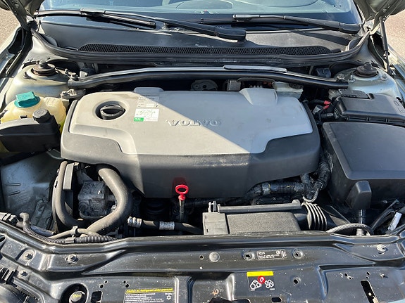 Volvo V70 12 of 12