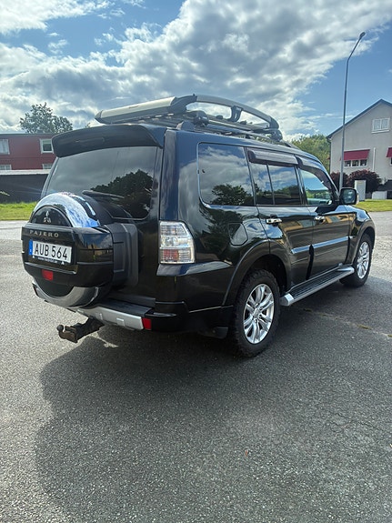 Mitsubishi Pajero 5 of 20