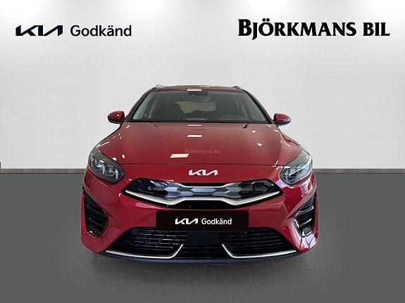 Kia Ceed 2 of 17