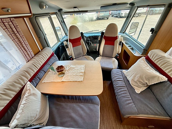Bürstner Viseo I715 Queenbed - Solcell - Taksäng - B-kort - 3500kg - 12 of 19