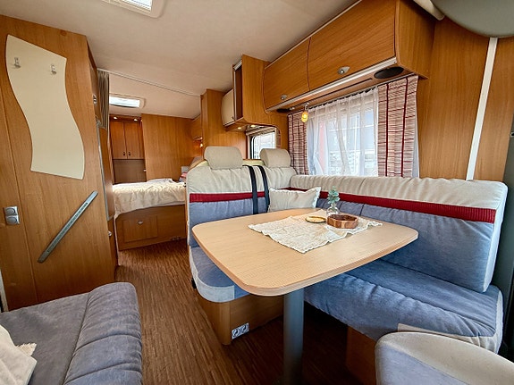 Bürstner Viseo I715 Queenbed - Solcell - Taksäng - B-kort - 3500kg - 9 of 19