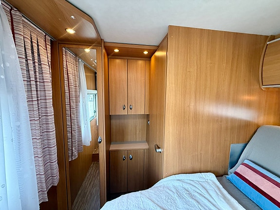 Bürstner Viseo I715 Queenbed - Solcell - Taksäng - B-kort - 3500kg - 17 of 19