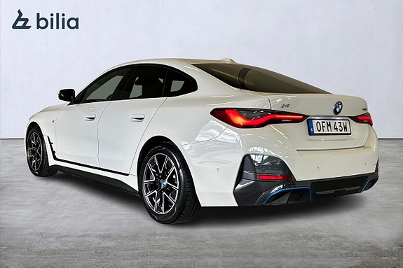 BMW i4 5 of 22