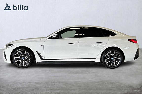 BMW i4 4 of 22