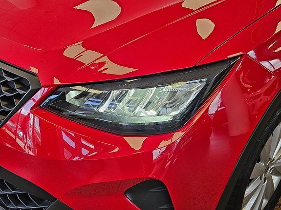 Seat Arona 7 of 17