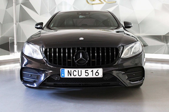 Mercedes-Benz E220 d 9 of 22