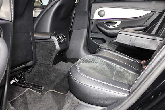 Mercedes-Benz E220 d 14 of 22