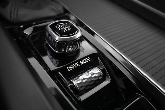 Volvo V60 25 of 30